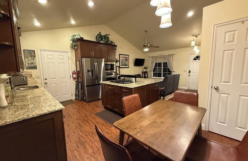 Heber House | Heber Valley Base Camp: convenient location, modern amenities, pleasant spaces