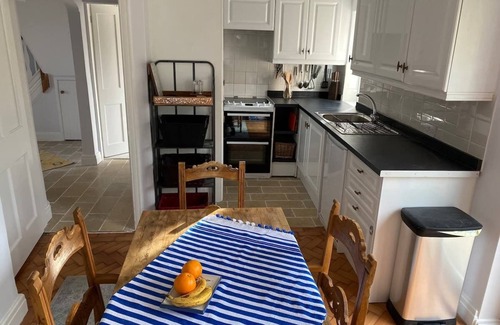 Llandudno Junction Cottage | HEDD cottage on doorstep of Snowdonia National Park