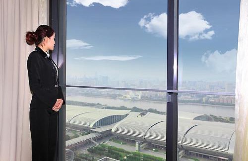 Haizhu Apartment | HeeFun Apartment GZ -Poly World Trading Center-walking distance to Canton Fair