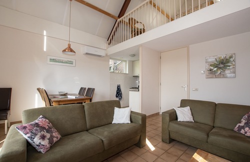 Municipality of Alphen aan den Rijn Apartment | Heerlijk Appartement met Uitzicht Over de Weilanden. Midden in het Groene Hart
