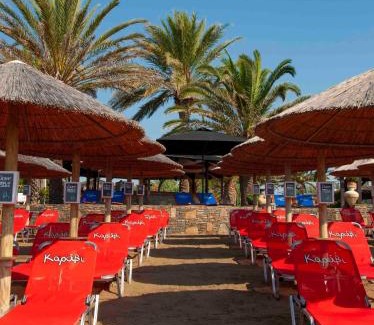 Nea Makri House | Helios: Charming beach home next to crystal waters