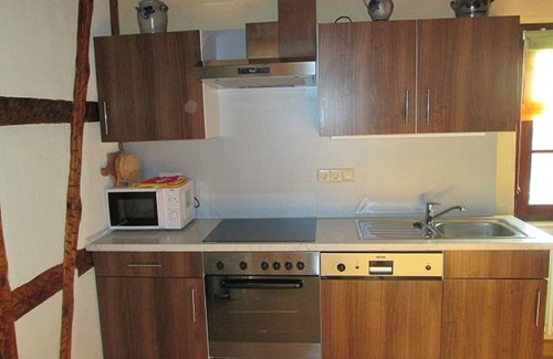 Ebertsbronn Apartment | Helle Mansardenwohnung (60qm) für 4 Personen auf 2 Etagen