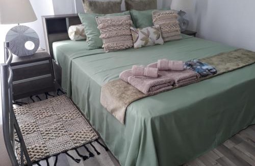 Quatre Bornes House | Hello Guest House