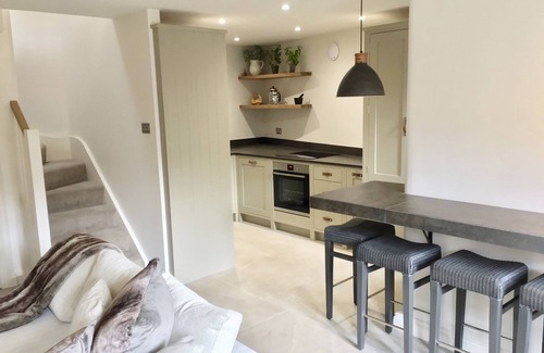 Cirencester House | Hello ! Welcome to 23 The Waterloo, our Cotswold stone cottage holiday home
