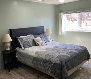 Price House | Helper Sunrise Peak