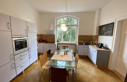 Bruhlervorstadt Apartment | Helsinki Apartment Erfurt 1
