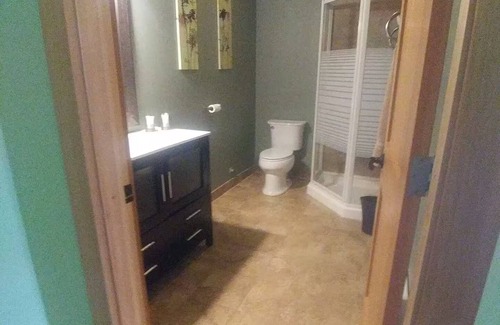 Regional District of Nanaimo Bed & Breakfast | Hemlock Room