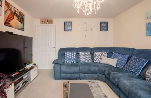 Hemsworth House | Hemsworth Homestay with Double Bedroom and Private Bathroom