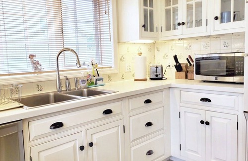 Springfield House | Hendee Mansion 5BR Historic Home