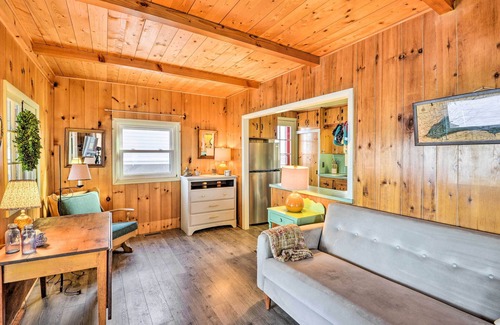 Limerick Cottage | Henderson Harbor Cottage w/Lake Access!