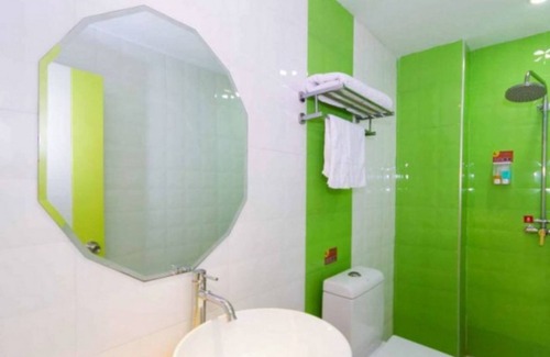 Tonglu County Hotel | Heng 8 Hotel Tonglu South Yingchun Road