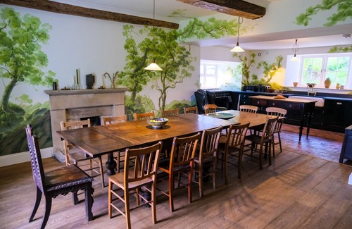 Felindre Farchog House | HENLLYS, pet friendly, with open fire in Newport, Pembrokeshire