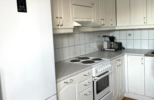 Oulu Apartment | Henniina V Isokatu - Sauna & Free Parking