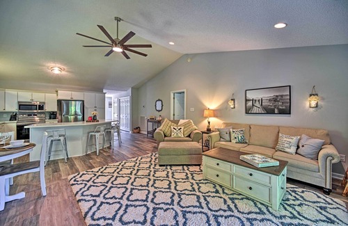 Henrico House | Henrico Hideaway w/Lake Access + Boat Slip!