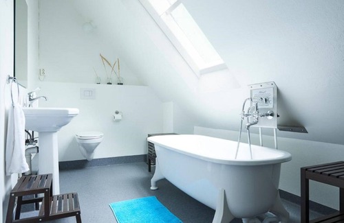 Laugarvatn Hotel | Heradsskolinn Historic Guesthouse