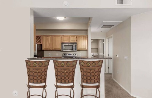 Deer Valley Condo | Here's to a relaxing stay.pool, spa, sauna, shaded walkways? Ahhh.no cares.