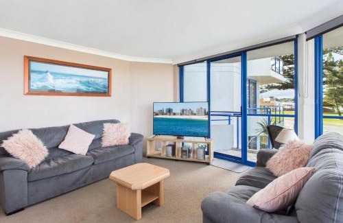 Tuncurry Apartment | Heritage 202