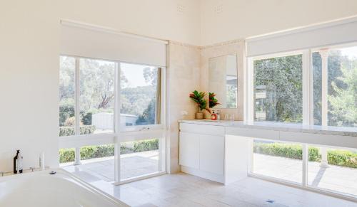 Christmas Hills Villa | Heritage Holiday House No.191
