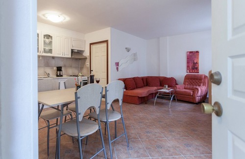 Bibinje Ski Chalet | Heritage House Apola