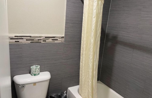 Corona Hotel | Heritage Inn and Suites
