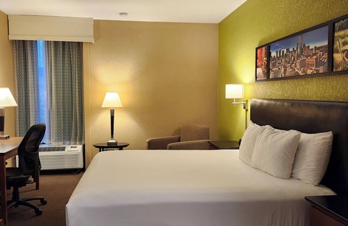 The Woodlands Hotel | Heritage Inn & Suites The Woodlands, Trademark by Wyndham