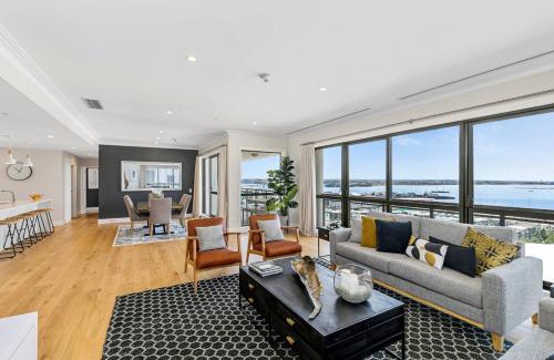 Auckland Central Business District Apartment | Heritage Penthouse in CBD