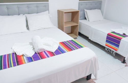 Covenas Hotel | Hermosa Habitacion Estandar Triple A Pie De Playa