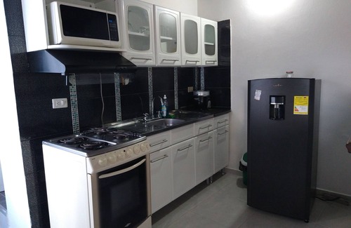 Villa Hermosa Apartment | Hermoso Apartamento en Medellín