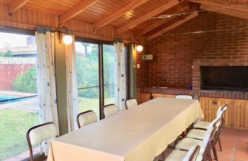 San Antonio de Arredondo House | Hermoso Chalet con Pileta y Parque en Carlos Paz