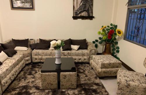 Guayaquil Villa | Hermoso departamento cerca de todo