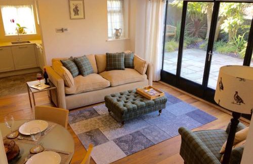 East Hoathly House | Hesmonds Oast Lodge