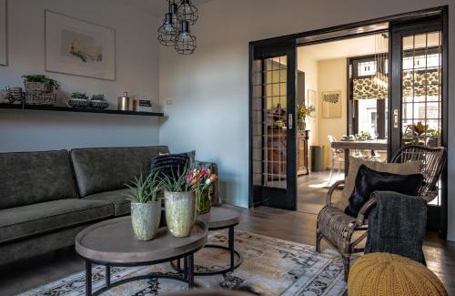 IJzendijke Apartment | Het Zeeuwse Bloemenhuis