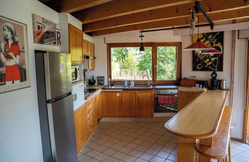 Sciez Apartment | Hexagonal apartment with balcony and garden 3 minutes from the lake
