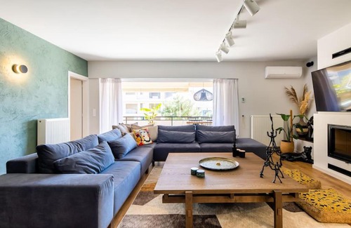 Glyfada Apartment | HeyDay Living South 8