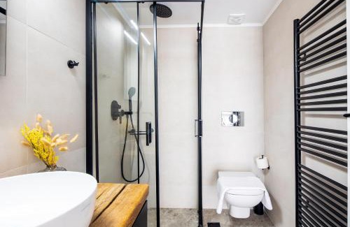 Glyfada Apartment | HeyDay Living South 8