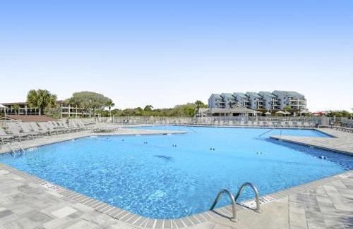 Folly Field Apartment | HH Beach & Tennis 302AR