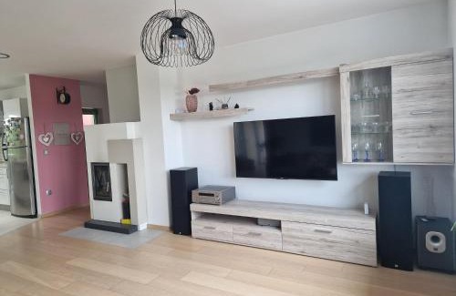 Ljubljana City Centre Apartment | Hiša Pod Gozdom
