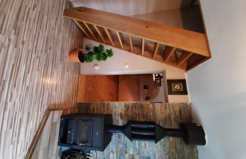 Semic House | Hiška pri Toniju, Semič