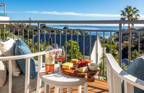 Waiheke Island Apartment | Hibiscus Hideaway - Stay Waiheke