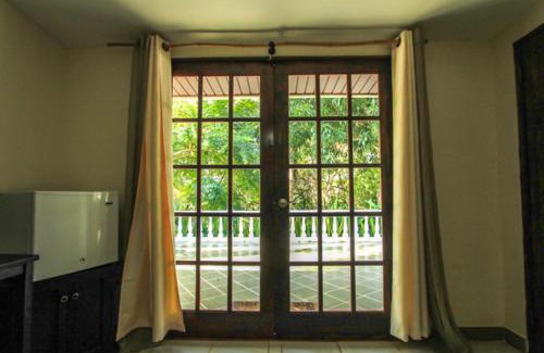 Contadora Island Bed & Breakfast | Hibiscus House Bed and Breakfast