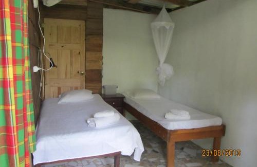 Marigot Hotel | Hibiscus Valley Inn