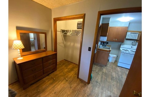 Pittsburg House | Hickory Grove Hideaway - Cabin 4
