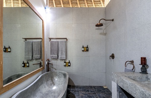 Tulamben Villa | Hidden Gem Beachfront Villa in Peaceful Eastern Coast