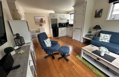 Silverstream Bed & Breakfast | Hidden Gem - Bed & Breakfast