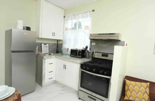Molynes Gardens House | Hidden Gem @ Sunrise!