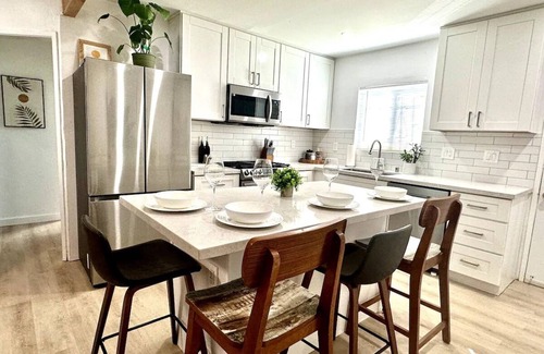 Golden Hill House | Hidden Gem with AC, only 2mi to DT, Zoo & Balboa Park. Close to beach & airport!