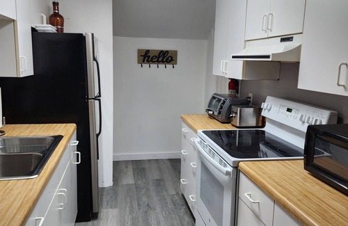 Homosassa Apartment | Hidden hideaway minutes to boat ramps, restaurants and beach