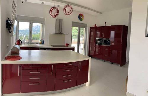 Sutomore Villa | Hidden jewel Villa Gem