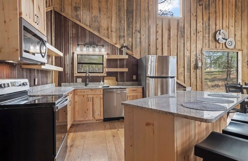 Abbeville Cabin | Hidden Oaks Elite Cabin # 4