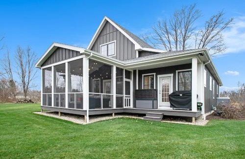 Sawyer House | Hidden Serenity